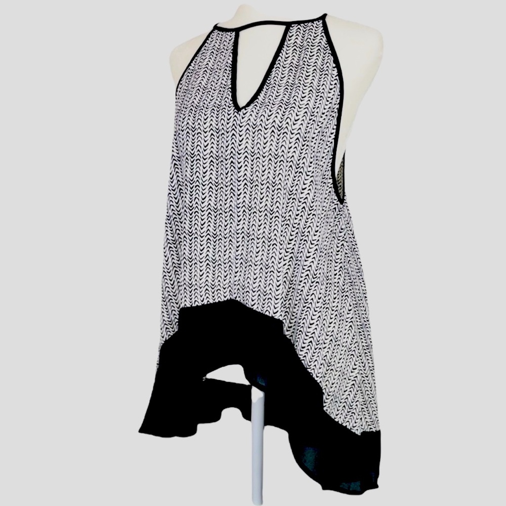 Philosophy Sleeveless Tunic with High/Low hem Size Small NWT